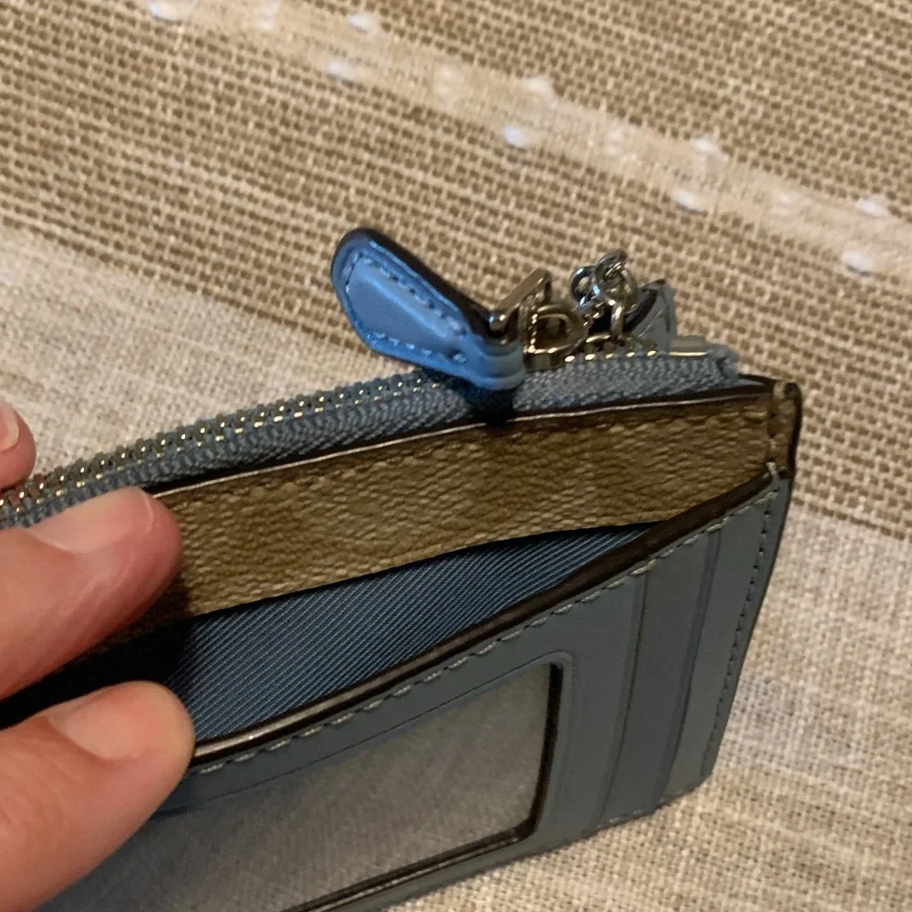 Coach Tan Signature Card Case Keyring - Picture 6 of 7